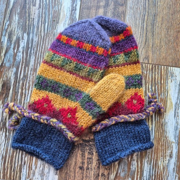 NWoT Icelandic Design Newari Hand Knit In Nepal 100% Wool Nordic Mittens - Picture 4 of 6